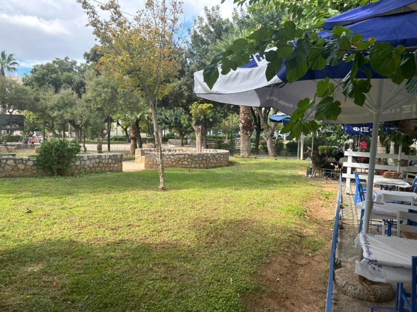 The House Οf Abunance Near Downtown Atenas Exterior foto